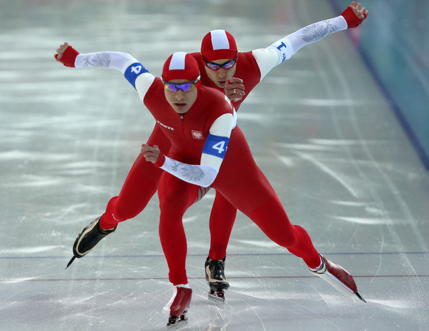 Brązowy medal dla Polaków. Srebro dla panczenistek. Sukces łyżwiarzy