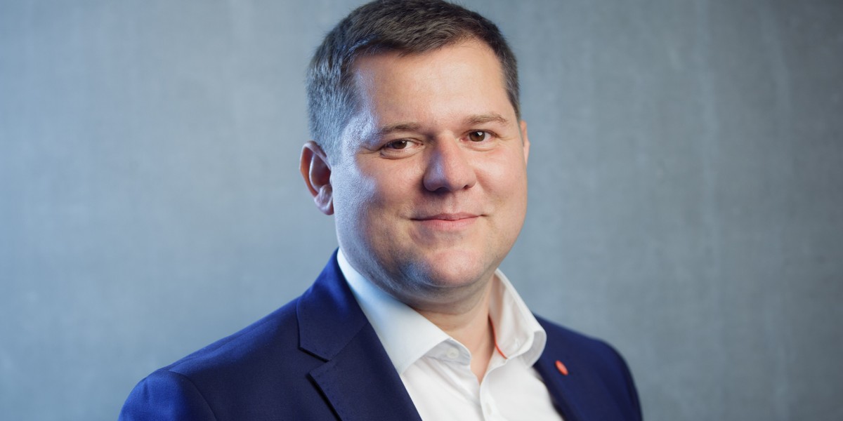 Dariusz Kwieciński, dyrektor zarządzający Fujitsu na Polskę, Czechy, Słowację i Węgry, przekonuje, że w biznesie lepiej jest być szczerym, niż kręcić i coś ukrywać - nawet jeśli szczerość oznacza zerwanie umowy