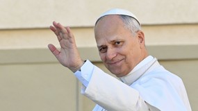 Papież Leon XIV nie odwiedzi Polski przed 2028 rokiem. Dlaczego?