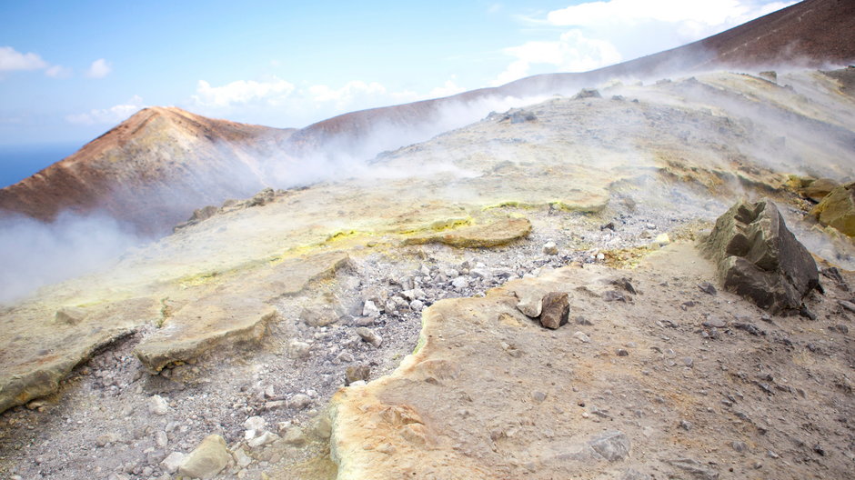 Niepokojące wydarzenia na wyspie Vulcano we Włoszech