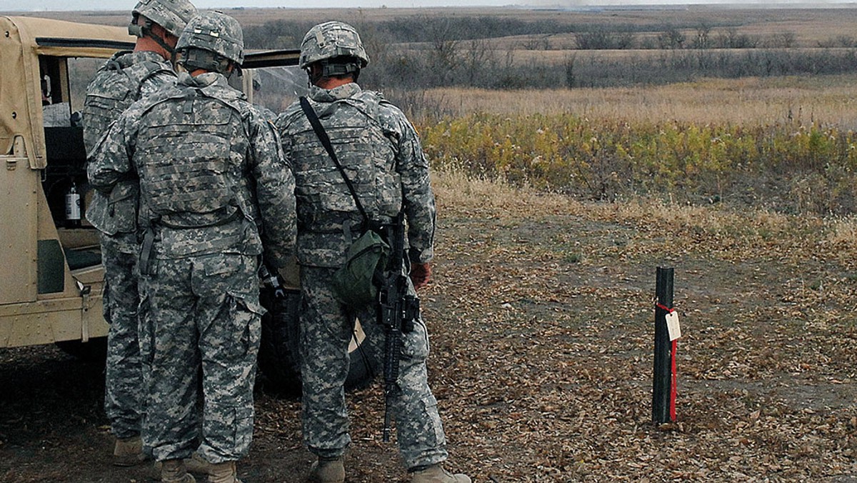 Pentagon rozpoczął proces przebudowy brygady o nazwie "Sztylet", w skład której wchodzi 3500 żołnierzy. Zostaną oni wysłani do 35 państw Afryki, których władze walczą z rosnącymi w siłę organizacjami terrorystycznymi. - Mamy bardzo mało czasu - ostrzegają wojskowi zajmujący się reorganizacją brygady.