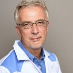 dr. Vaskó Péter