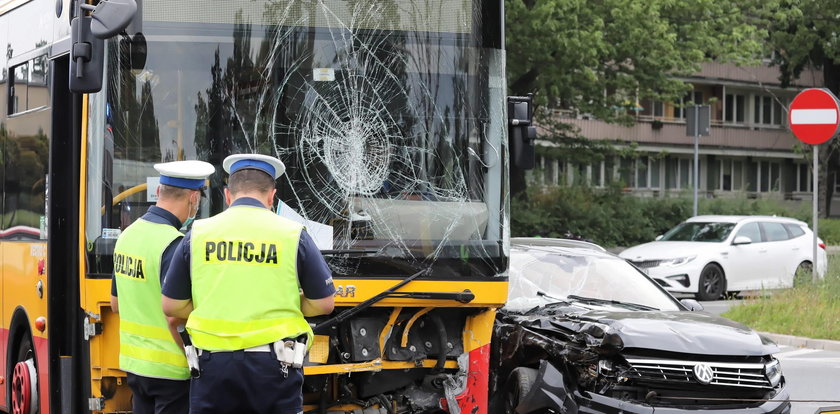 Kolejny wypadek autobusu Arrivy w Warszawie