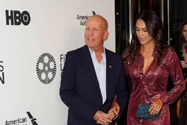 "Htela sam da se RAZVEDEM od Brusa Vilisa! TO VIŠE NIJE BILO TO!", ŠOK PRIZNANJE supruge slavnog glumca nakon što ga je preselila iz porodične kuće - brak im se RASPADAO