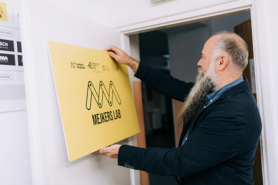 Mejkers lab, Matematička gimnazija