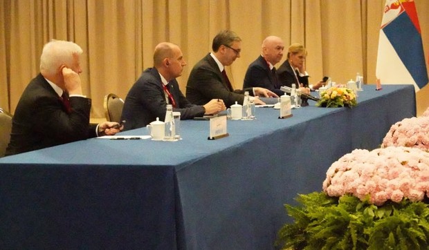 Vučić i Si Điping