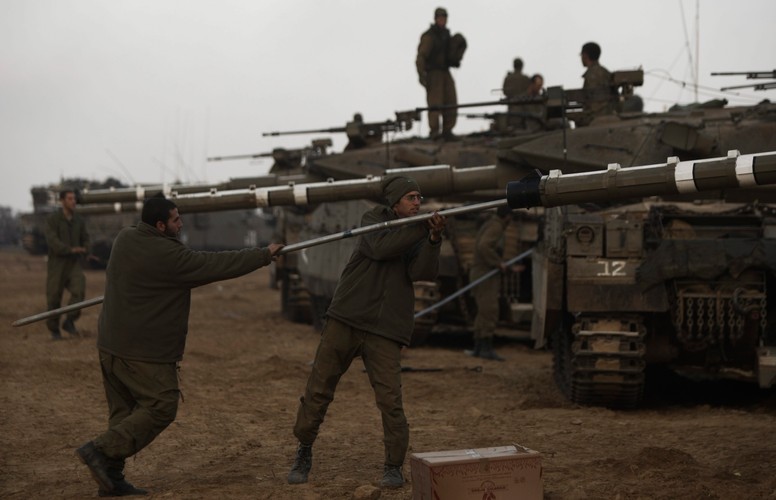 Izraelscy żołnierze gotowi na inwazję