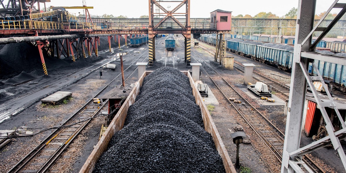 Jak dotąd już 35 wytwórców energii zgłosiło obniżenie zapasów węgla poniżej bezpiecznego poziomu.