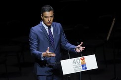 Hiszpania się zbroi. Sanchez nie chce 'czekać z założonymi rękoma'