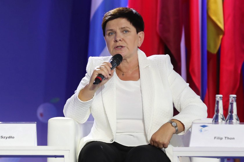 Szydło traci cierpliwość. „To wierutne kłamstwo”