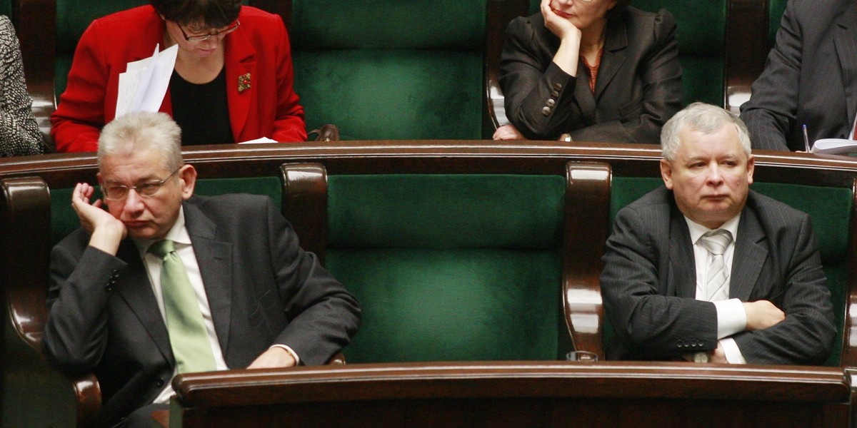 Ludwik Dorn i Jarosław Kaczyński w Sejmie w 2007 roku