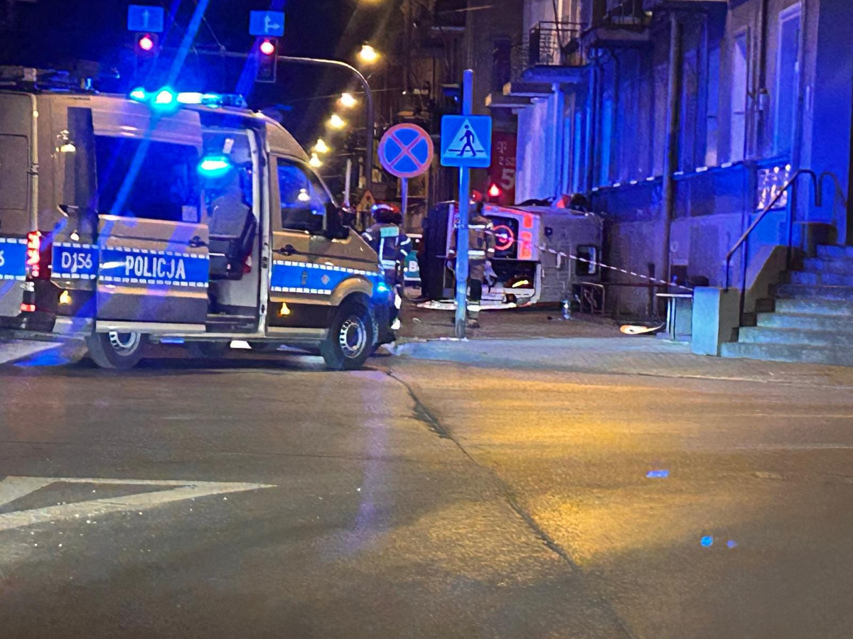 Dramatyczne zderzenie z karetką w Lublinie. 8 osób rannych