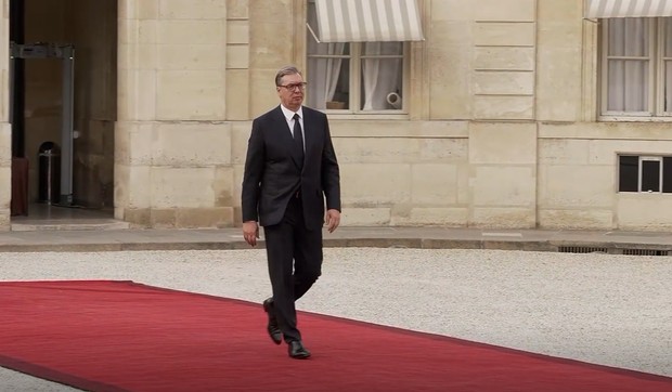 Vučić u Parizu