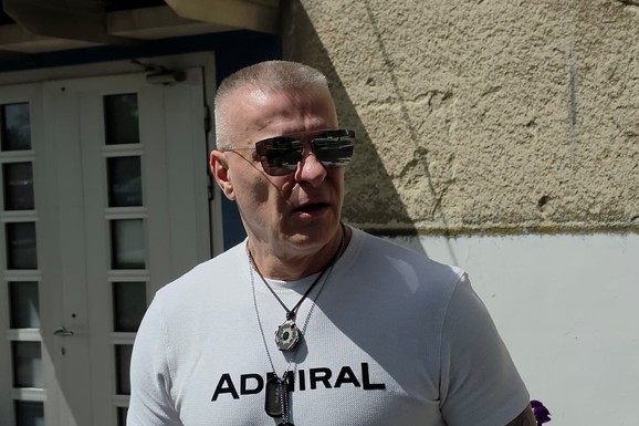 "MENI JE TO DARA, DA JE NEKO DRUGI ZABRINUO BIH SE" Đorđe David o intimnom sadržaju pevačice koji je dospeo u javnost: "Smejao sam se" (VIDEO)