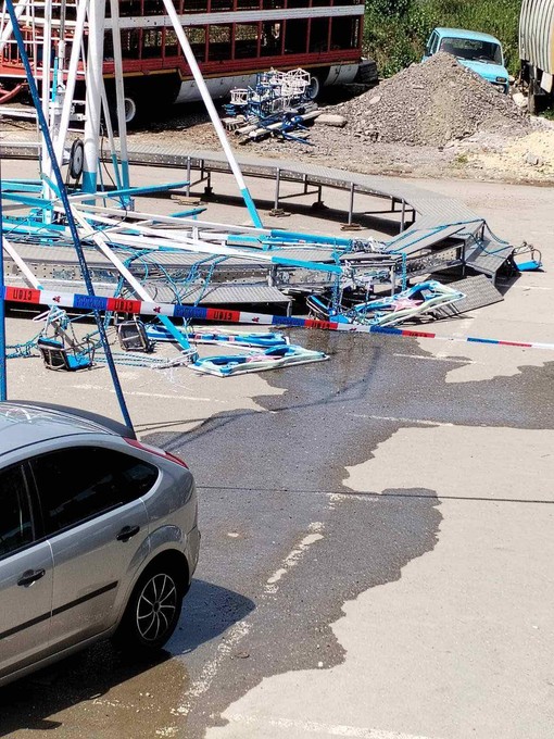 Prve slike sa mesta gde se srušio ringišpil