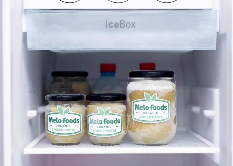 Ghanaians applaud John Dumelo for turning ginger from his farm into ginger paste (photos)