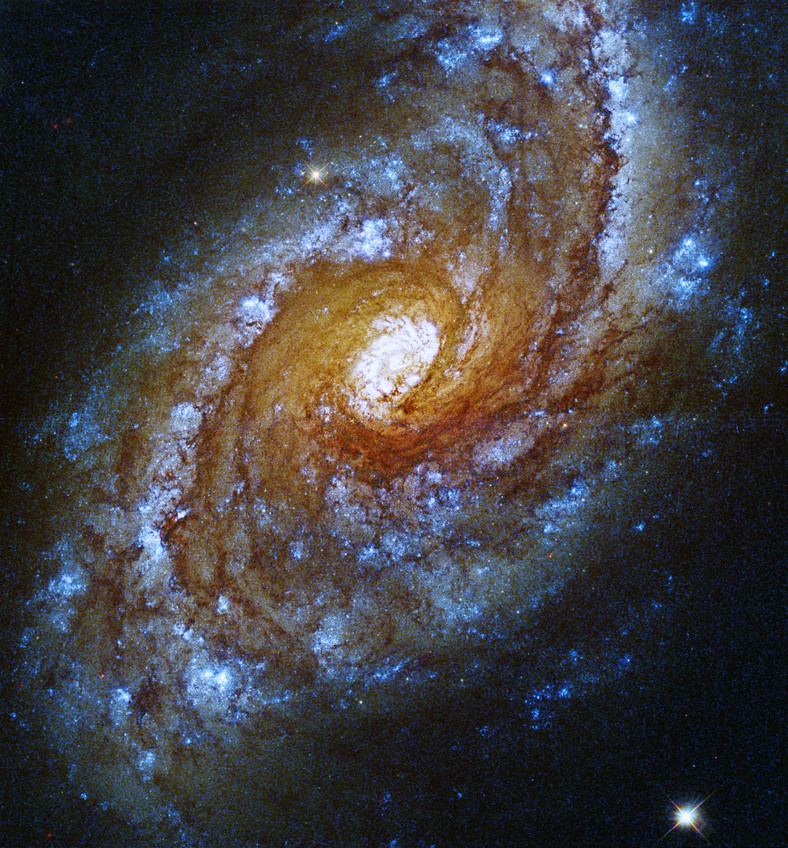 C45 - NGC 5248