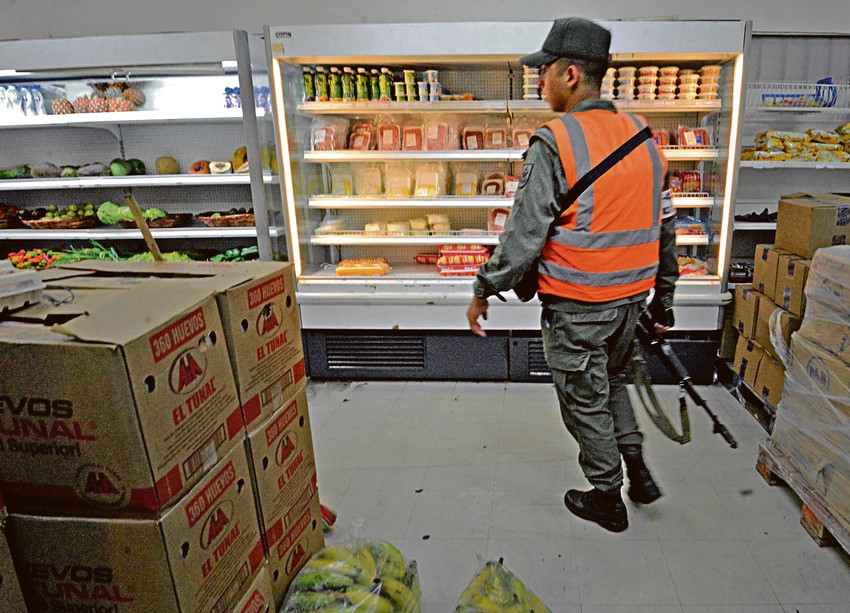 Cene osnovnih
namirnica skočile
su 1.000 odsto