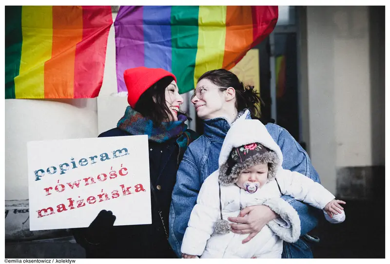 Akcja KPH &quot;Popieram związki&quot; na rzecz równości małżeńskiej osób LGBT+