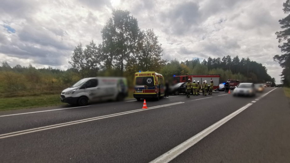 Kolizja pod Olsztynem. 37-latka kierująca kią najechała na inne auto