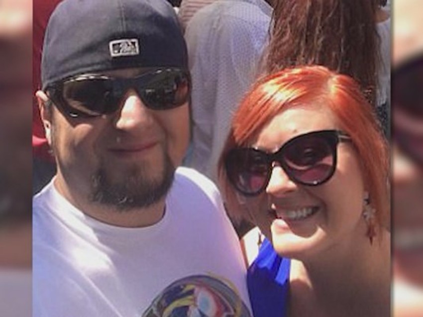 Majkl Hol i Amber Maksvel