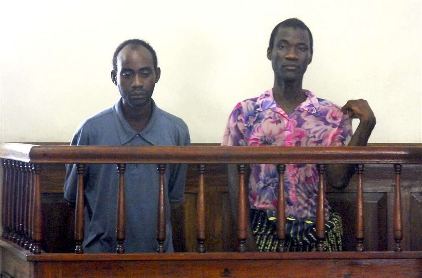 Dwaj geje skazani zostali skazani na 14 lat więzienia za wzięcie symbolicznego ślubu w Malawi. Teraz jednak rozeszli się, bo jeden z nich okazał się biseksualny i postanowił wziąć drugi ślub, tym razem urzędowy, z kobietą