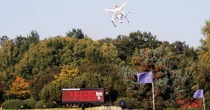 Technologia firmy Sportradar.de po raz pierwszy posłużyła do zmierzenia szybkości dronów.