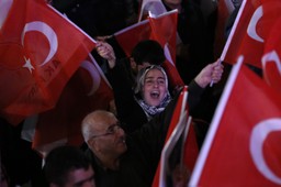 Turcja: Kolejne protesty przeciwko wynikowi referendum