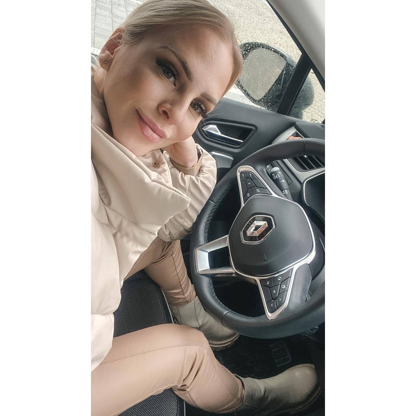 Speváčka Barbora Balúchová.