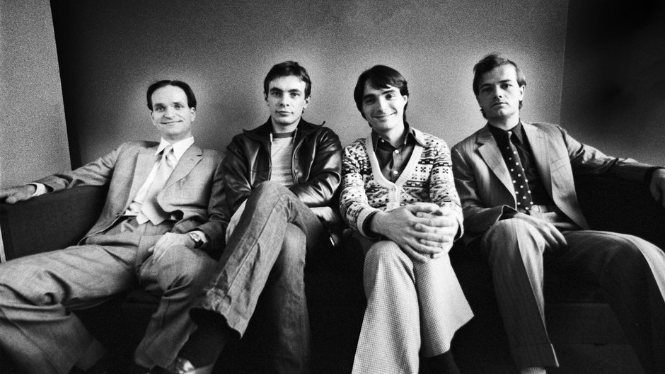 Zespół Kraftwerk w 1976 roku: od lewej Florian Schneider, Karl Bartos, Wolfgang Flur and Ralf Hutter