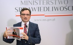 Krajowa Rada Sądownictwa kontra Ziobro. 'Wybór 3 sędziów do TK w 2010 r. zgodny z konstytucją'