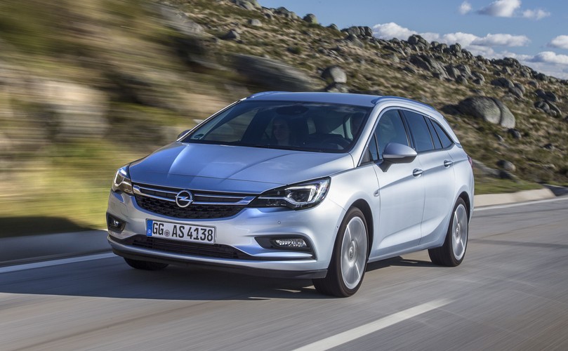 Opel astra sports tourer