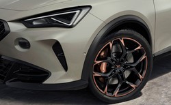 CUPRA Formentor VZ5 rusza na łowy w Polsce. Oto nowa bestia!