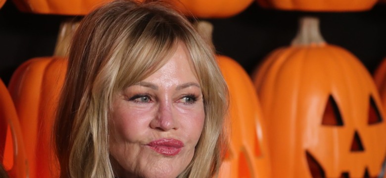 "Czy to jej nie boli?" Internauci komentują naciągniętą do granic możliwości twarz Melanie Griffith. FOTO