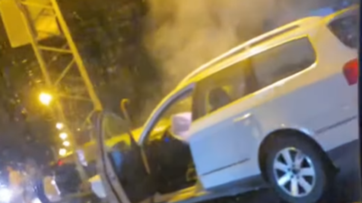 Udes na ulazu u Futog: Sudarila se dva automobila