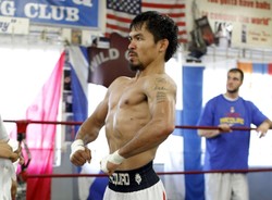 Słynny bokser został... podpułkownikiem armii