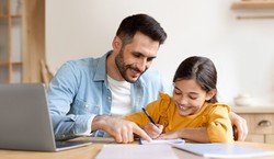 MEN zapowiada kolejny krok w sprawie prac domowych. "Nie ma powrotu do starych zasad”