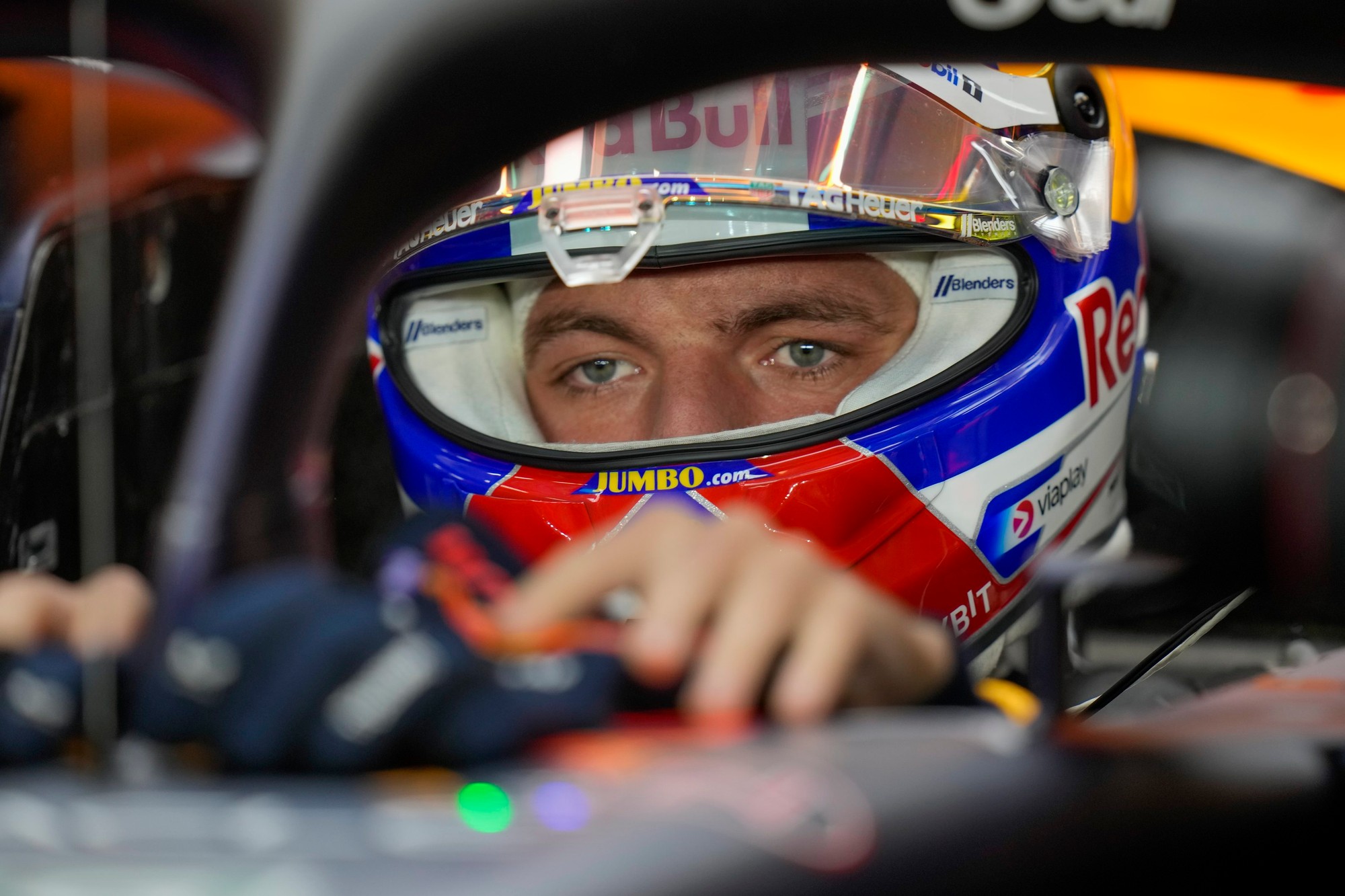 Holanďan Max Verstappen z tímu Red Bull.