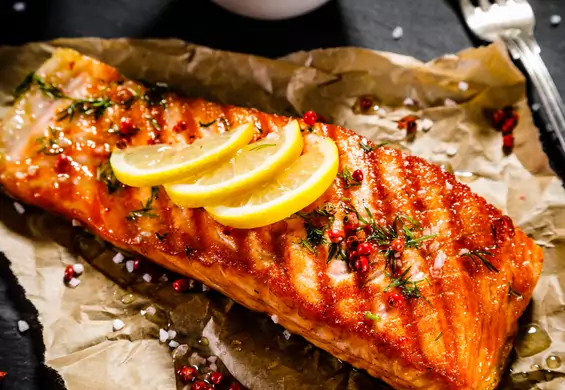 Zdrowe, pyszne i aromatyczne ryby z grilla - trzy pomysły na majówkę