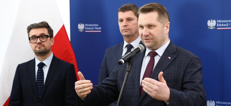 Ważne zmiany na maturze. Czarnek: Pewne ograniczenia zostały dokonane