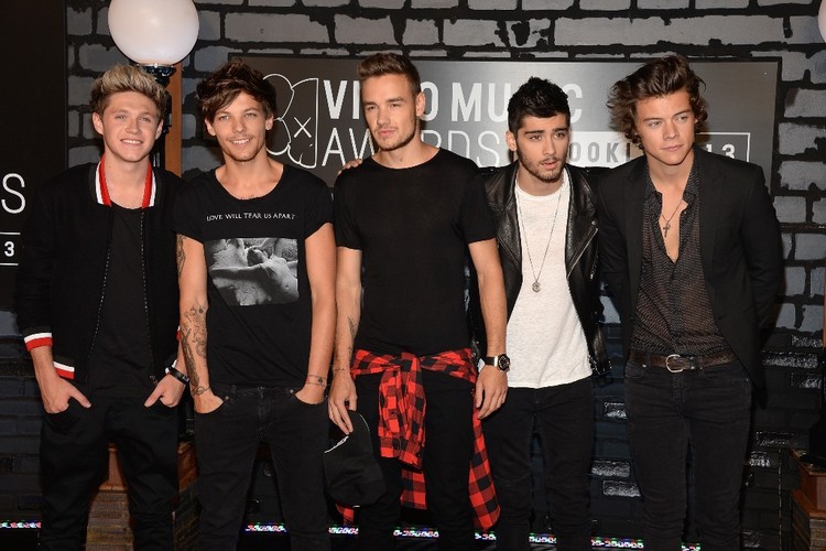 One Direction za kulisami MTV Video Music Awards 2013