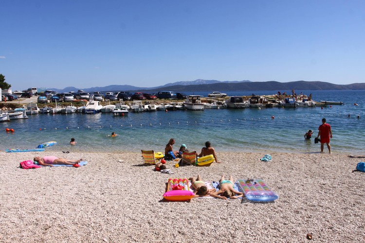 Urokliwe zakątki miasteczka Igranie leżącego na Wybrzeżu Makarskim na Chorwacji.