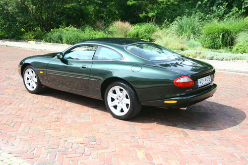 Jaguar XK8 - Mocno dowartościowuje