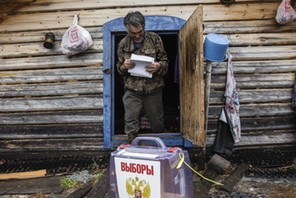 Putinowski reżim trzyma się mocno. Potrafi nie tylko mamić Rosjan propagandą, ale i zniechęcić ich do aktywności politycznej czy społecznej.