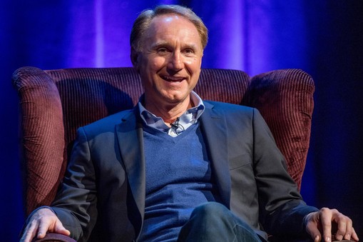 Dan Brown