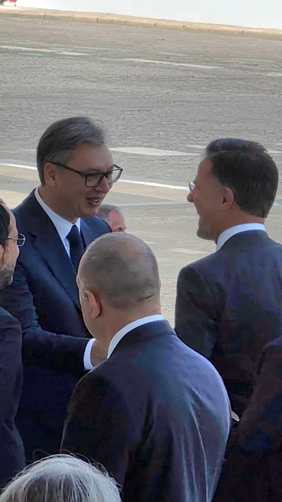 Aleksandar Vučić na paradi u Francuskoj