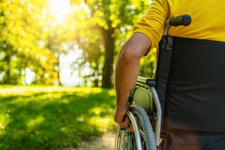 Renta socjalna z ważnymi zmianami w 2025 roku [KWOTY]