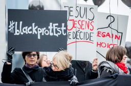 Co Polacy sądzą o aborcji? Liczba zwolenników zaostrzenia prawa bardzo mała