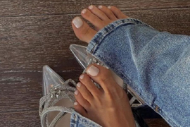 Ovo je NAJPOPULARNIJI PEDIKIR za proleće/leto 2025: Kada vas POGLEDAJU DOLE, da zablistate! Vreme za SANDALE samo što nije