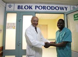 Warszawski ratusz: Decyzja Izby Lekarskiej to jedno - zwolnienie Chazana to drugie